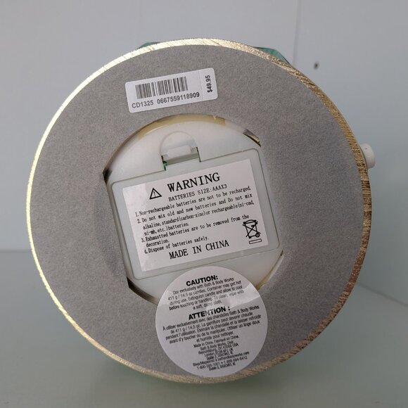 Bath and Body Works Light Up Illuminated Christmas Tree 3 Wick Candle Holder - Picture 5 of 5